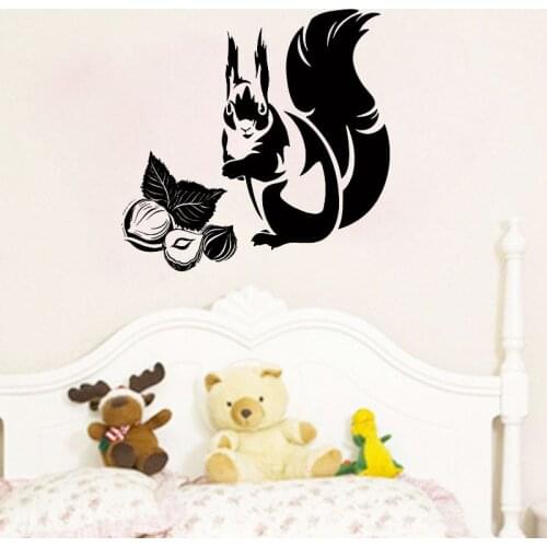 ZOOYOO Animals Wall Decals Squirrel Eating Nuts Kids Rooms Kitchen Decorations Wall Stickers Home Design