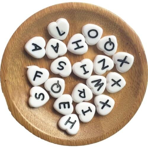 Newest 1200PCS/Lot 4*11MM Love Heart Shape Acrylic Letter Beads White With Black Printing Mix A-Z Plastic Alphabet Initial Beads