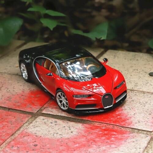 WELLY 1:24 Bugatti Chiron Alloy Luxury Vehicle Diecast Pull Back Cars Model Toy Collection