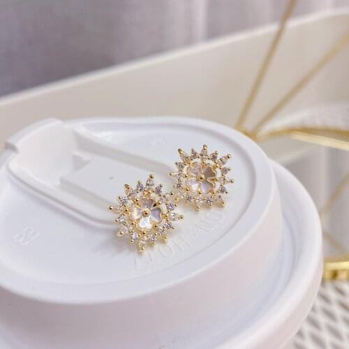 14K Gold New Zircon Flower Earrings Ladies Jewelry Wedding Bridal Accessories Dating Girlfriend Birthday Gifts