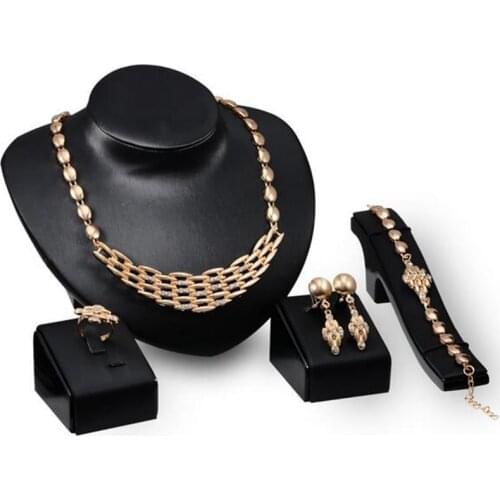 2018 Bridal Gift Nigerian Wedding African Beads Jewelry Set Brand Woman Fashion Dubai Gold Jewelry Set Wholesale Design
