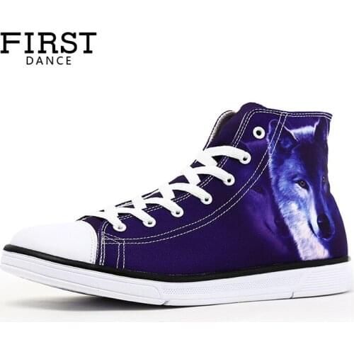 2018 Unisex Fashion Shoes 3D Wolf Animal Prints High Top Men Flats Shoes Outdoor Walking Canvas Shoes Spring Autumn Footwear