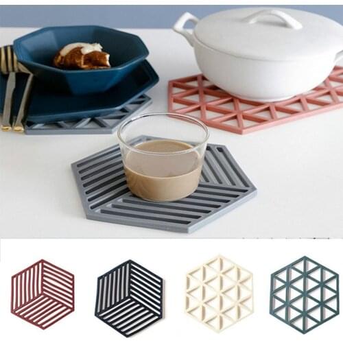 1Pcs Nordic Style Hollow Diamond Coasters Silicone Tableware Insulation Mat Non-Slip Heat-insulated Bowl Placemat Home Decor