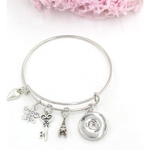 10PCS New Arrival Women Expandable Wire Bangle Valentine Heart Key Charms Snap Bracelet Jewelry Valentines Day Gift Pulsera