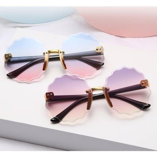 2021 Stylish Rimless Children Flower Sunglasses Fashion Kid Round Pink Gradient Sun Glasses Boy Girl Goggle UV400 Wave-like Edge