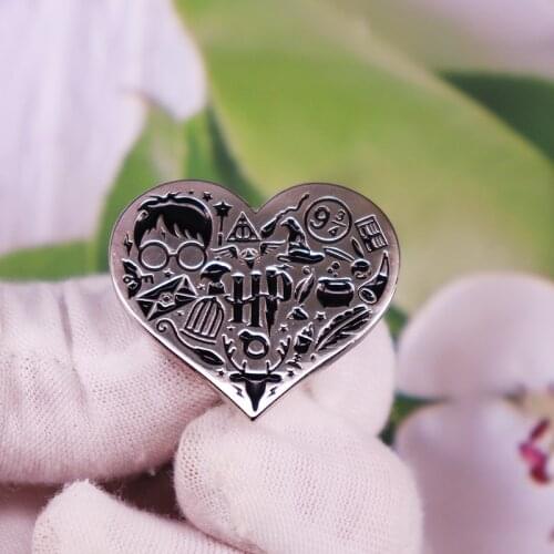 HP love heart Fans gift pin Magic world symbol wand glasses nine and three quarters Classic Badge Jewelry