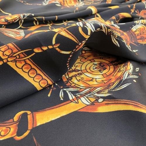 Spring and summer European brand gold chain twill silk direct injection through bottom printing sewing fabric designer fabric