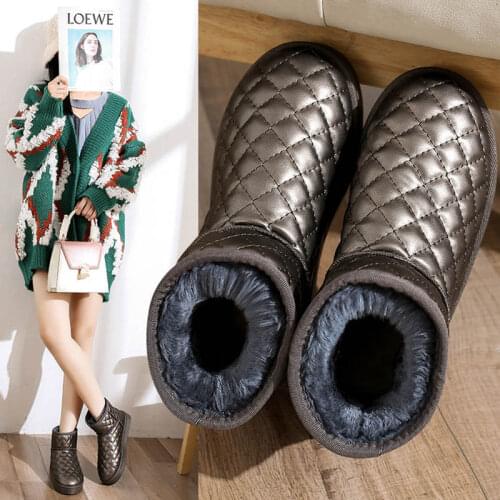 Womens Snow Boots New Hot Sale Fluorescent Upper Fashion Letters Anti Slip Warm Thickened Womens Snow Boots Diamond Decoration