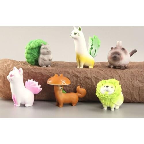 WUCHILD Figures With Animals