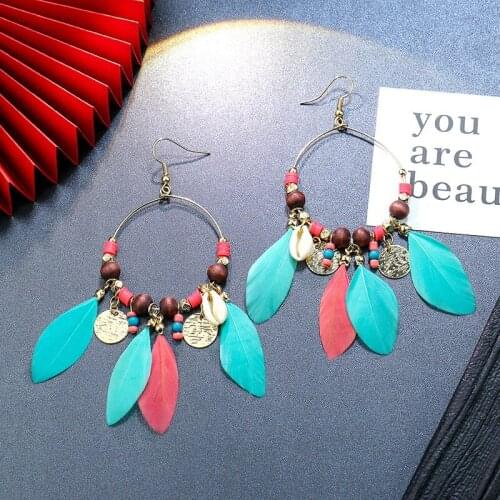 New Boho Summer Corful Feather Vintage Bohemian Earrings Shell Big Round Alloy Ladies Earrings Tibetan Jewelry