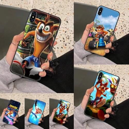 Game Crash Bandicoot Phone Case Cover Hull For iphone 5 5s se 2 6 6s 7 8 12 mini plus X XS XR 11 PRO MAX black painting hoesjes