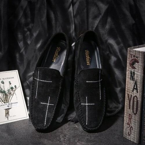 New Four seasons Men walking shoes outdoor Genuine Leather anti-skid Wear resistant light sneakers Plus size 47 48 sports shoes