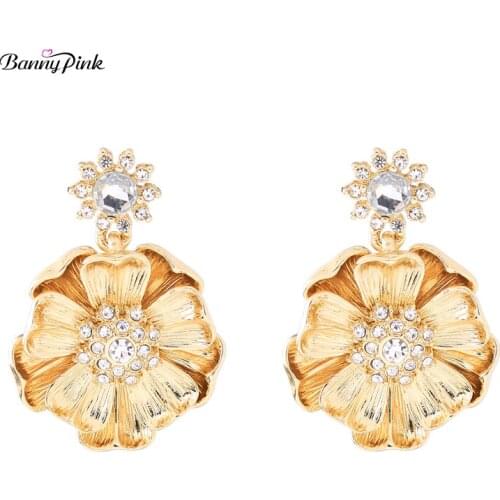 Banny Pink Cute Alloy Flower Pendant Studs Earrings For Women Chunky Rhinestone Statement Post Earrings FashionJewelry Pendiente