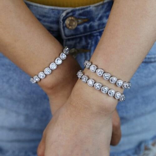 2021 Simple High Quality 2 Size Shiny Bracelet Paved White Cz Dainty Jewelry For Women Wedding Gift 2021 New Cool Summer Design