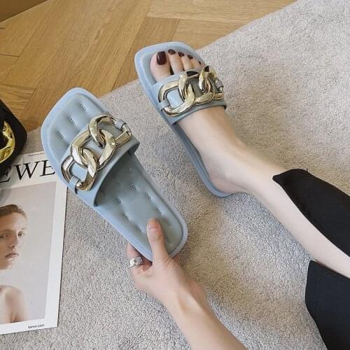 Womens Slippers Fashion Metal Chain Slippers Flat-heel Casual Slippers Summer Outdoor Beach Sandals Womens Slippers