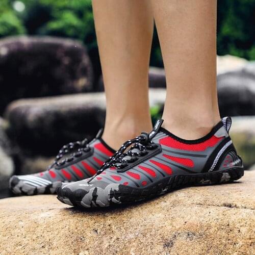 2021 Men Sneakers Fashion Light Breathable Summer Sandals Outdoor Beach Vacation Men Shoes Hiking Shoes Couple Casual Shoes 2.5a