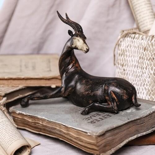 European type emulation animal resin handicraft places a sitting room porch TV ark antelope sculpture adornment craft places