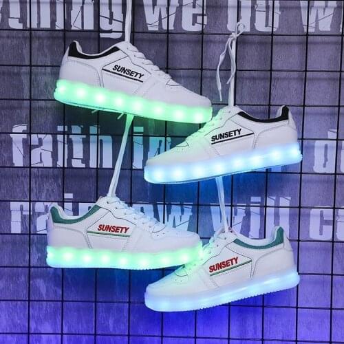 Sneakers 2021 Round Head New Fashion Color Matching Flat Luminous Shoes Couple Shoes Casual Large Size Womens Shoes Sneakers