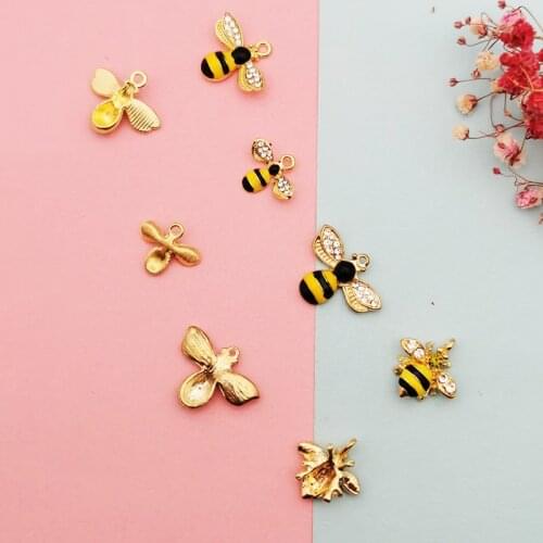 10pcs Rhinestone Small Bee Enamel Charms Pendant Cute Metal Earrings Pendants Finding Fit DIY Bracelet Fashion Jewelry Making