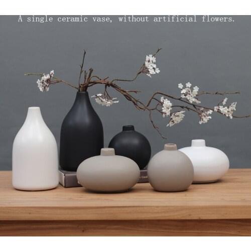 Classic black / white ceramic sculpture Chinese arts and crafts Decor contracted porcelain flower vase creative gift home decor