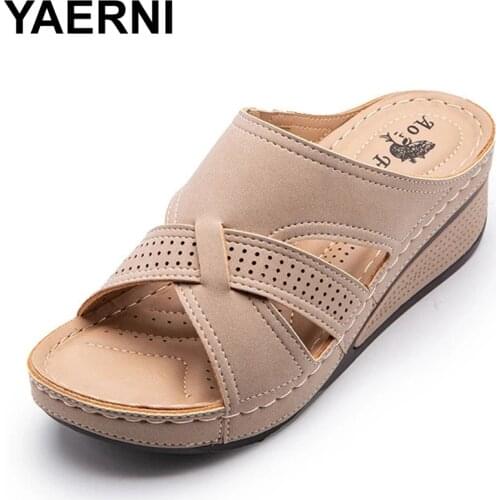 YAERNI New 2021 Summer Shoes Woman Outer Wear Non-slip Plus Size Wedge Retro Breathable Hollow Women Slippers Beach Ladies Slide