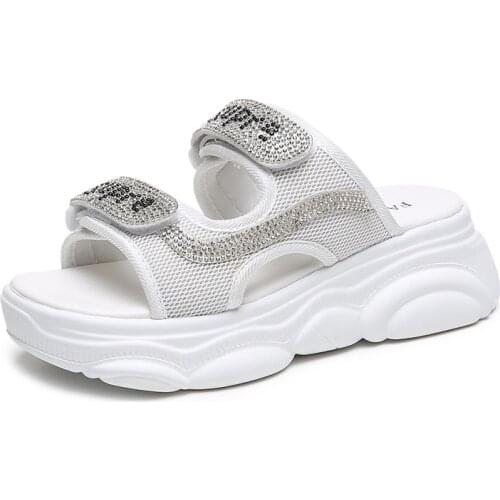 SHEBUYER Shoes With Medium Heels