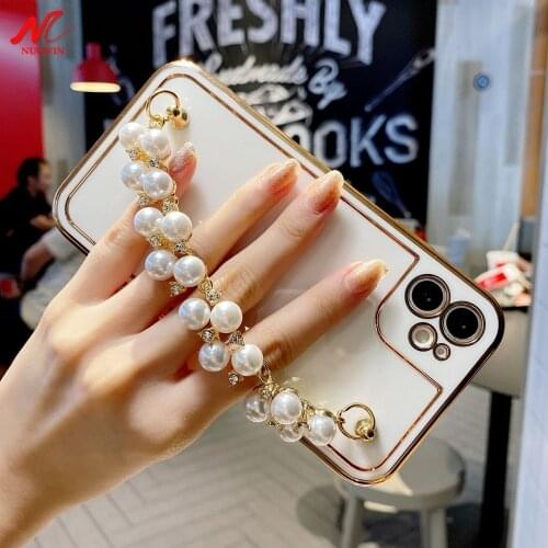 For iPhone 11 Pro Max Case 6D Plating Square Pearl Chain Phone Case for iPhone 12 Mini SE 2020 X Xs Max Xr 7 8 Plus Bracelet Bag