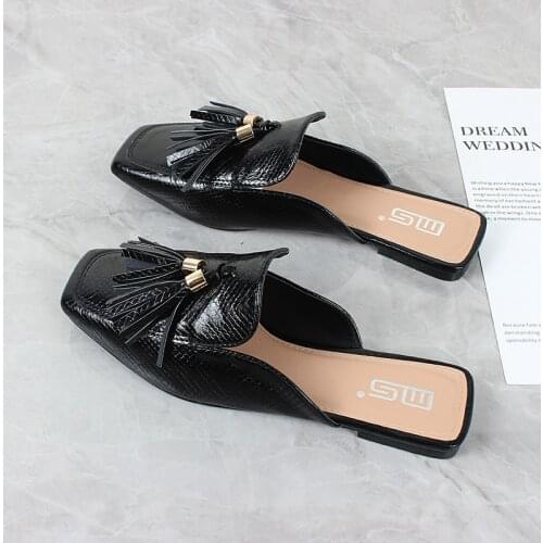 Womens flat bottom sandal 2021 summer new Baotou shallow mouth tassel comfortable fashion black Muller shoes 0922-5