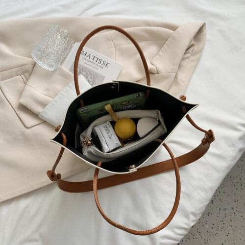 Retro Casual Shoulder Bags for Women 2021 Fashion Designer Tote Messenger Bag Ladies Simple Beige Handbags Elegant Crossbody Bag