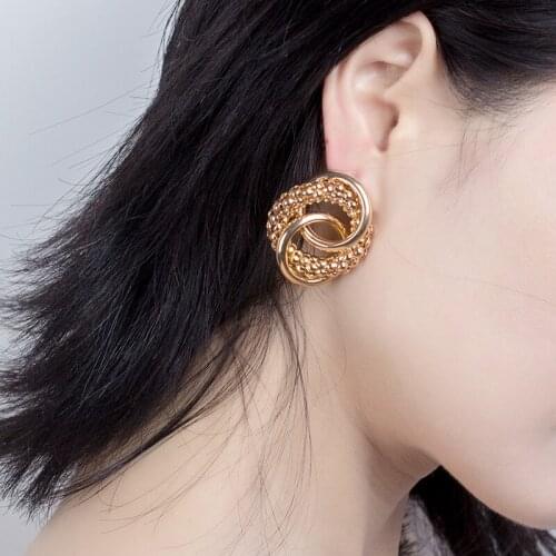 Punk Metal Simple Twisted Round Big Earrings Unique Ins Gold Silver Color Mertal Drop Earrings for Women Lady Party Jewelry Gift