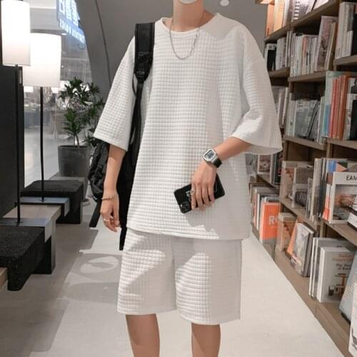 Mens Joggers Set 2021 Short-sleeved T-shirt + Five-point Pants 2-piece Suit Male Tide Brand Ins Summer Trend Loose Japanese Suit