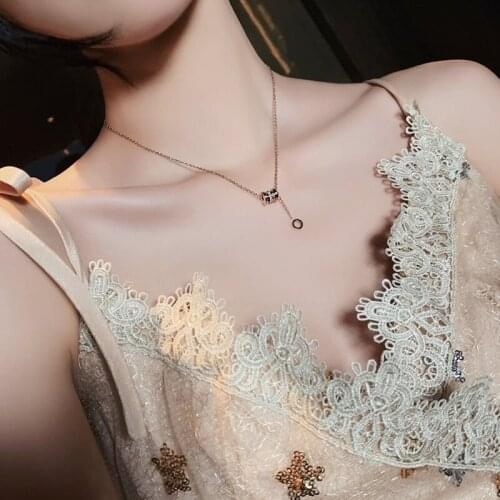 2019 New Rose Gold Color Fashion Roman Crystal Column Pendant Necklace Titanium Steel Jewelry Stainless Gift for Women Girls