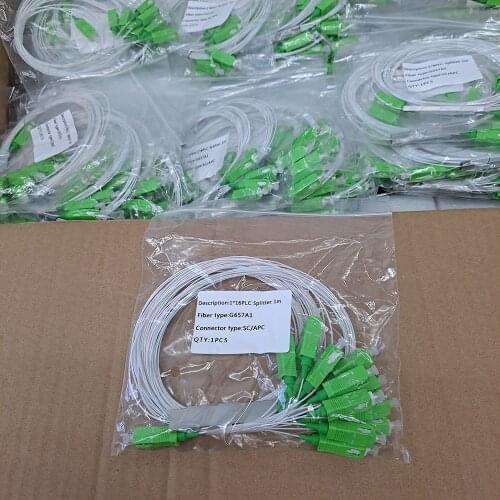 High quality FTTH PLC Splitter 1X16 SC/APC SC/UPC SM 0.9mm G657A1 1m PVC Fiber Optic Splitter Wholesale EXW Lowest Price