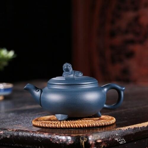 All hand undressed ore azure mud three-legged auspicious teapot yixing teapot kung fu tea set are recommended