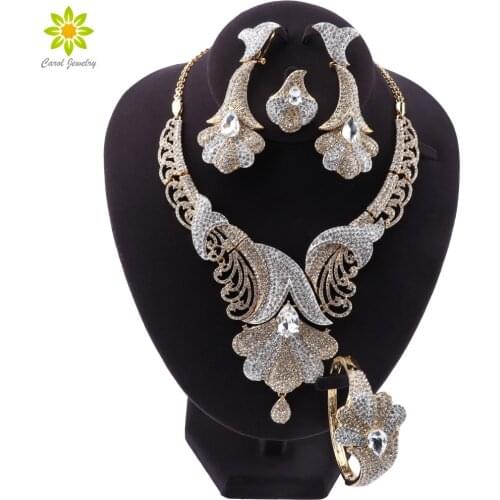 Trendy Crystal Rhinestones Flower Shape Necklace Pendant Earrings Bracelet Ring African Beads Women Dubai Jewelry Sets
