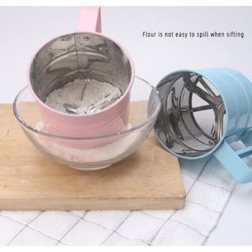 Handheld Flour Sieve Cup Stainless Steel Mesh Shaker Powdered Easy To Use Sugar Icing Baking Bread Cake Pastry Kitchen Tool