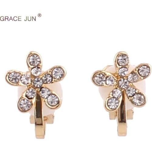 GRACE JUN Gold Color Rhinestone Five Leaf Flwoers Clip on Earrings Non Piercing for Girl Cute Fashion Party Wedding Bijouterie