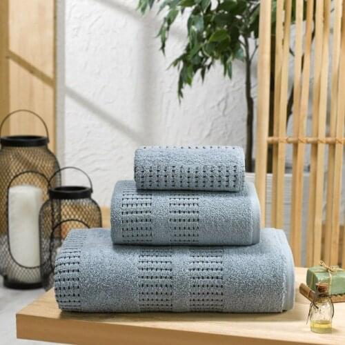 Luxury Spa Bath Towel Set 1 Large Bath Towels 1 Hand Towels 1 Washcloths %100 Cotton Highly Absorbent Bathroom Towels Pack Of 3