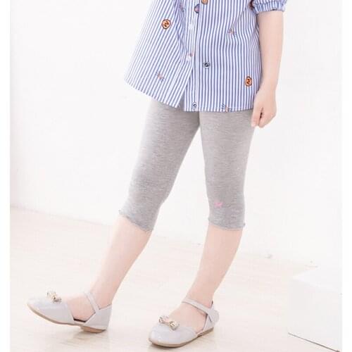 Summer Kids Baby Girls Leggings Childrens Pants Baby Cotton Knee Length Pants Comfortable Leggings Fashion Beach Pants