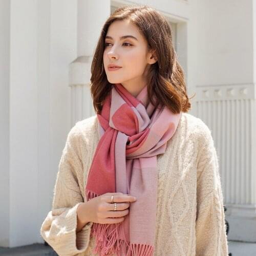 Russian Winter Scarf Women Pink Bufanda Mujer for Ladies Fashion Pashmina Scarves Shawl With Tassels High Quality Foulard Femme