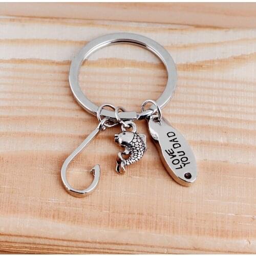 LT Simple Design Hook Keychain Creative Fish Pendant For Fathers Day LOVE YOU DAD Letter Car Key Chains Bag Keyrings Q-035