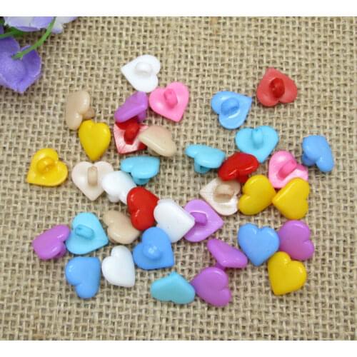 100pcs Fashion Mixed Color Heart-shaped Resin Buttons For Clothes Crafts Sewing Scrapbooking AccessoriesDIY
