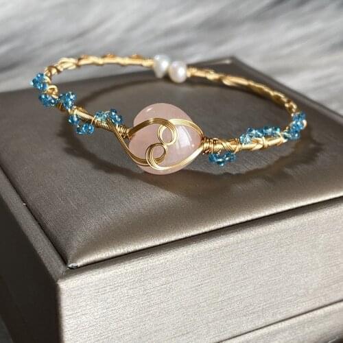 Pink Crystal Heart Shaped Bracelet Blue Stone White Pearls Handmade Open Cuff Bangle for Women Fashion Jewelry Gold Color Gifts