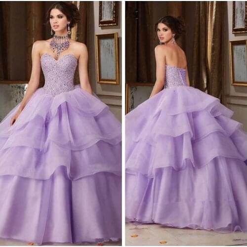 Sexy Sweetheart Ball Gown Light Purple Quinceanera Dresses Beaded Tiered Special Occasion Prom Party Gowns 2020