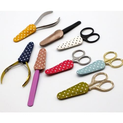 1x Cute dots leather Nipper Cover Protective Sleeve For Nail Cuticle Scissors Manicure Pedicure Tools Dead Skin Tweezers Cap