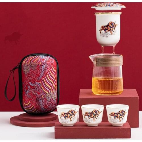 2021 New Chinese Portable Tea Set Ceramic 1 Pot 2 Cups Travel Tea Set Mugs Storage Bag Teaware Set Heat Insulation Container