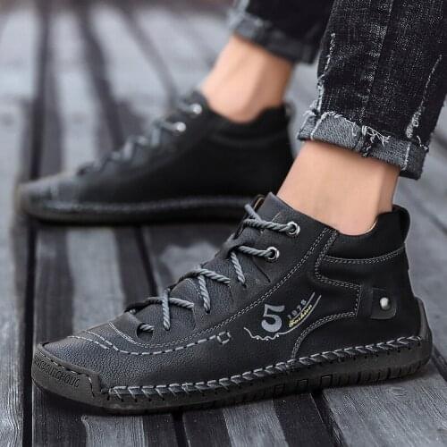 2021 Men Keep Warm Flat Shoes Autumn Non Slip Comfy Ankle Boots Hand Stitching Casual Men Loafers Soft Sole Breathable Shoes
