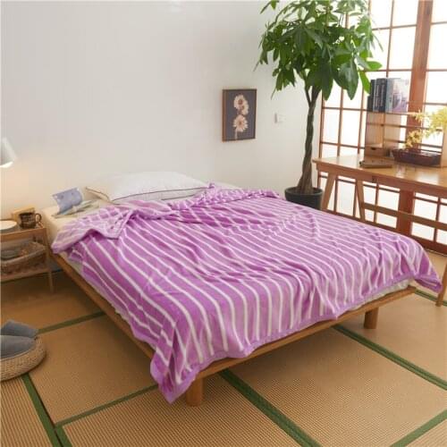 Thicken bedspread blanket 200x230cm High Density Super Soft Flannel Blanket to on for the sofa/Bed/Car Portable Plaids