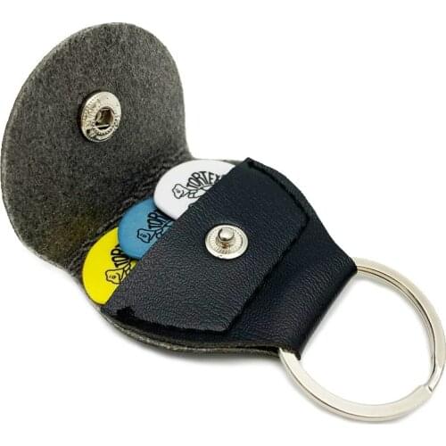 1pc Guitar Pick Holder Genuine Leather Black Plectrum Buckle Creative Hang Buttons Case Guitar Keychain Guitar Accessories