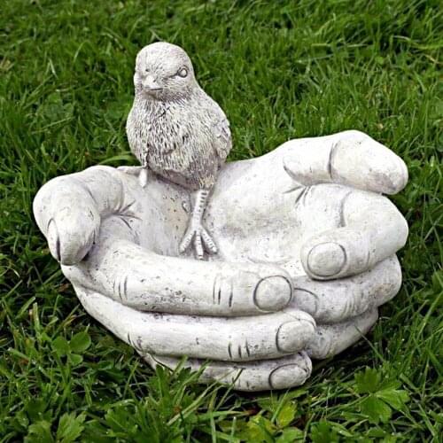 Hands Bird Feeder Outdoor Bird Garden Statues, Sculpture Wild Bird Seed Feeder Garden Decorations Patio Decoration